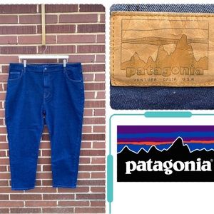 Patagonia Women's Medium Wash High Rise Straight Leg Plus‎ Size Jeans Size 36